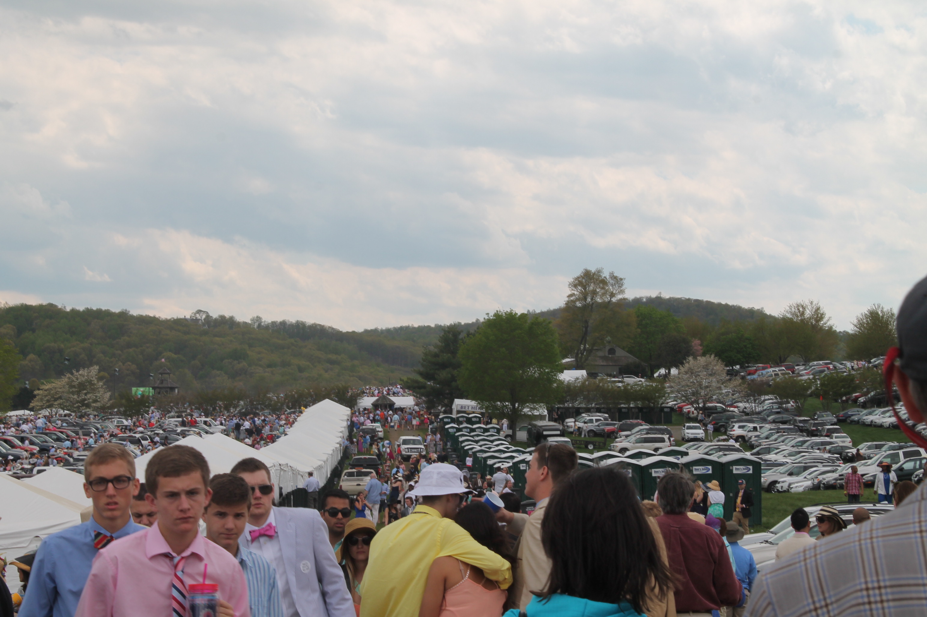 2014_Virginia_Gold_Cup_Crowded 2014_Virginia_Gold_Cup_Crowded