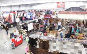 VAHorseFestivalShopping VAHorseFestivalShopping